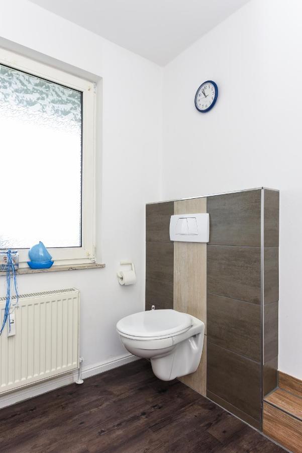 Ferienwohnung Haus Heimathafen Езенс Екстериор снимка
