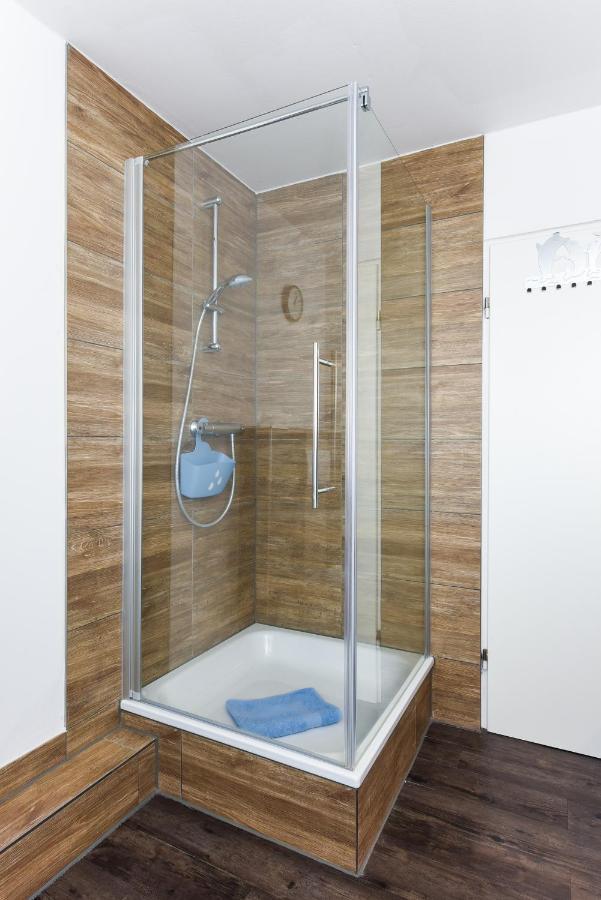 Ferienwohnung Haus Heimathafen Езенс Екстериор снимка