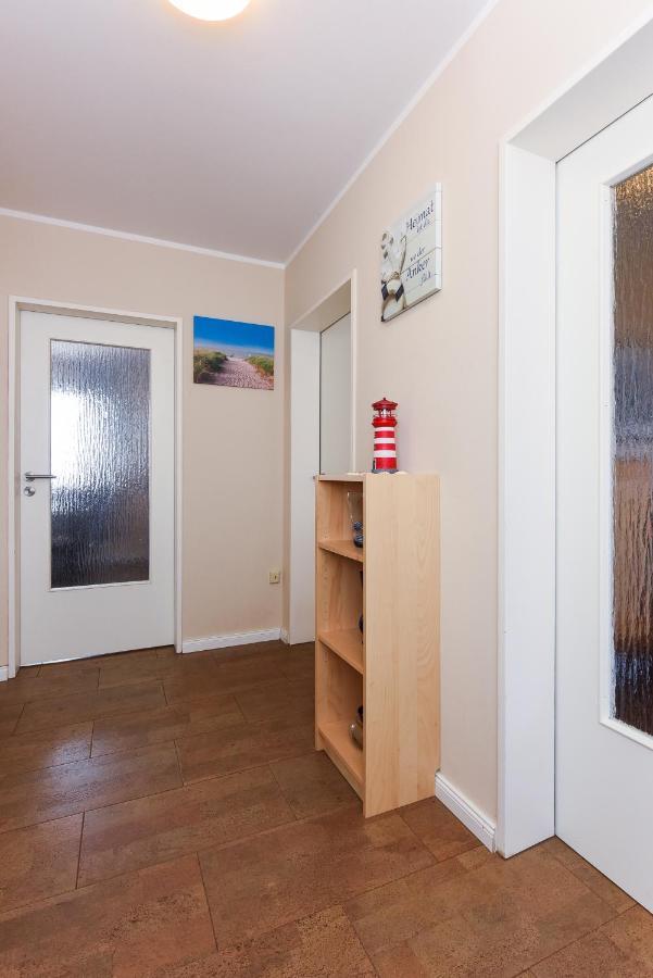 Ferienwohnung Haus Heimathafen Езенс Екстериор снимка